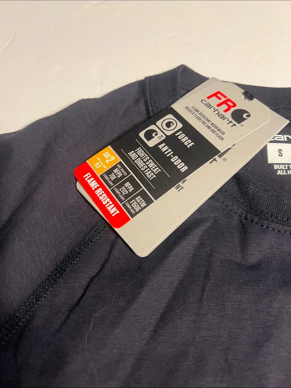 Carhartt Men’s Dark Navy Crewneck Long-Sleeve Sweatshirt
